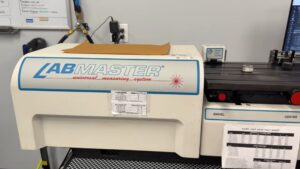 Gage calibration process on LMU-175 ensuring reliable and precise measurements.